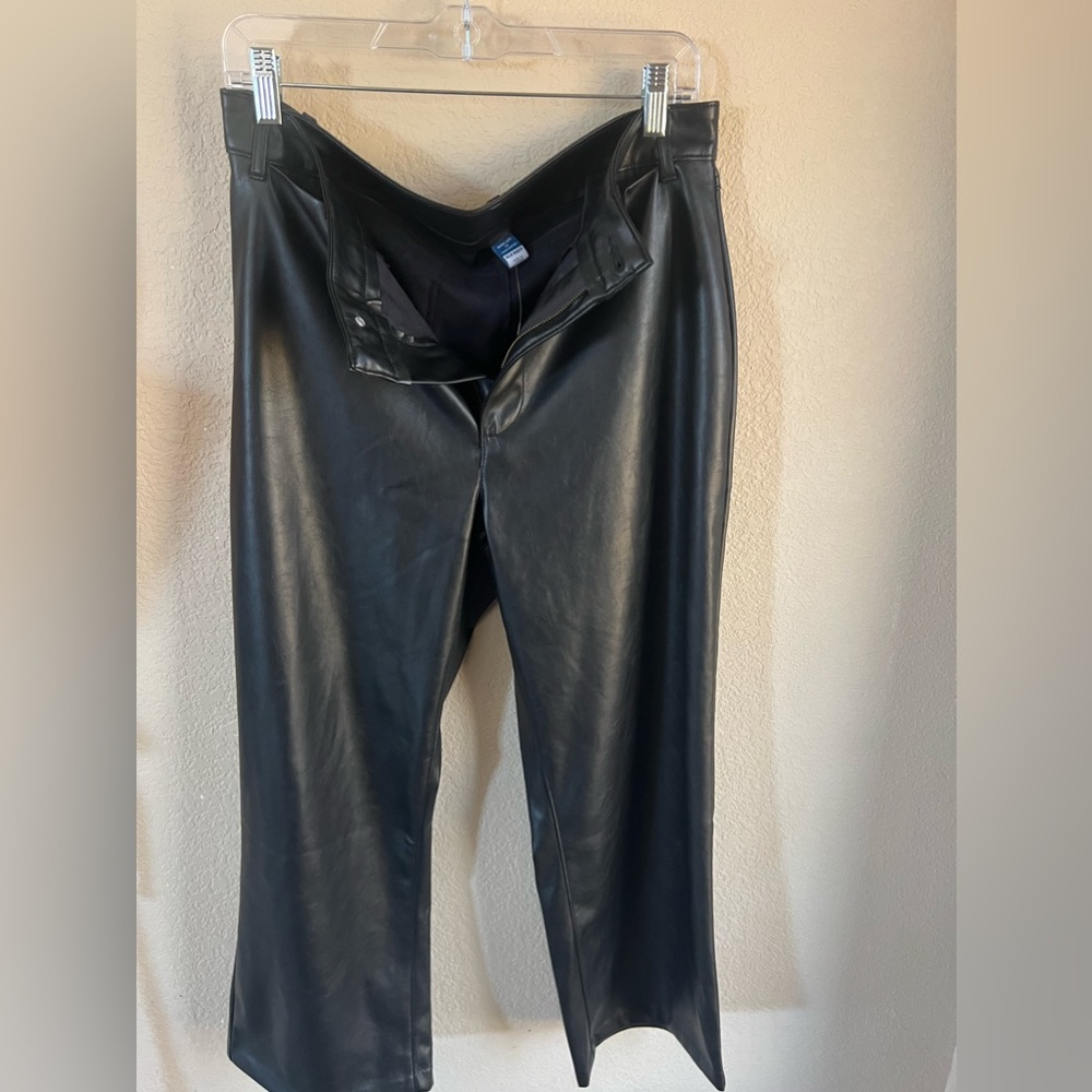 Old Navy wide leg faux leather pant